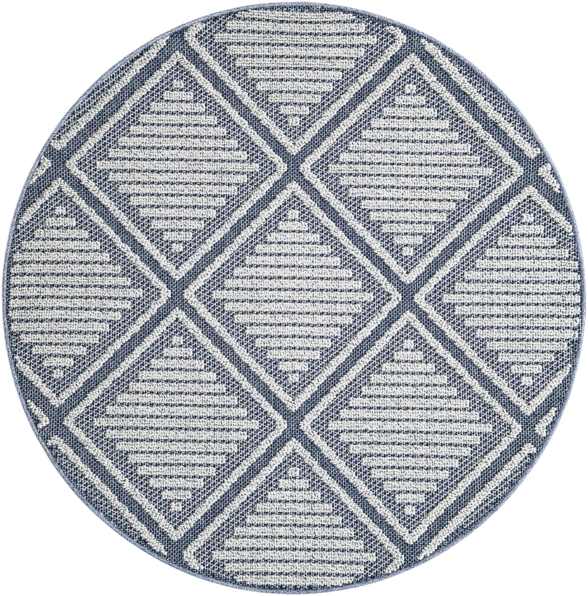 5' 3 x 5' 3 Auburn · Geometric diamond Outdoor Rug, navy and ivory