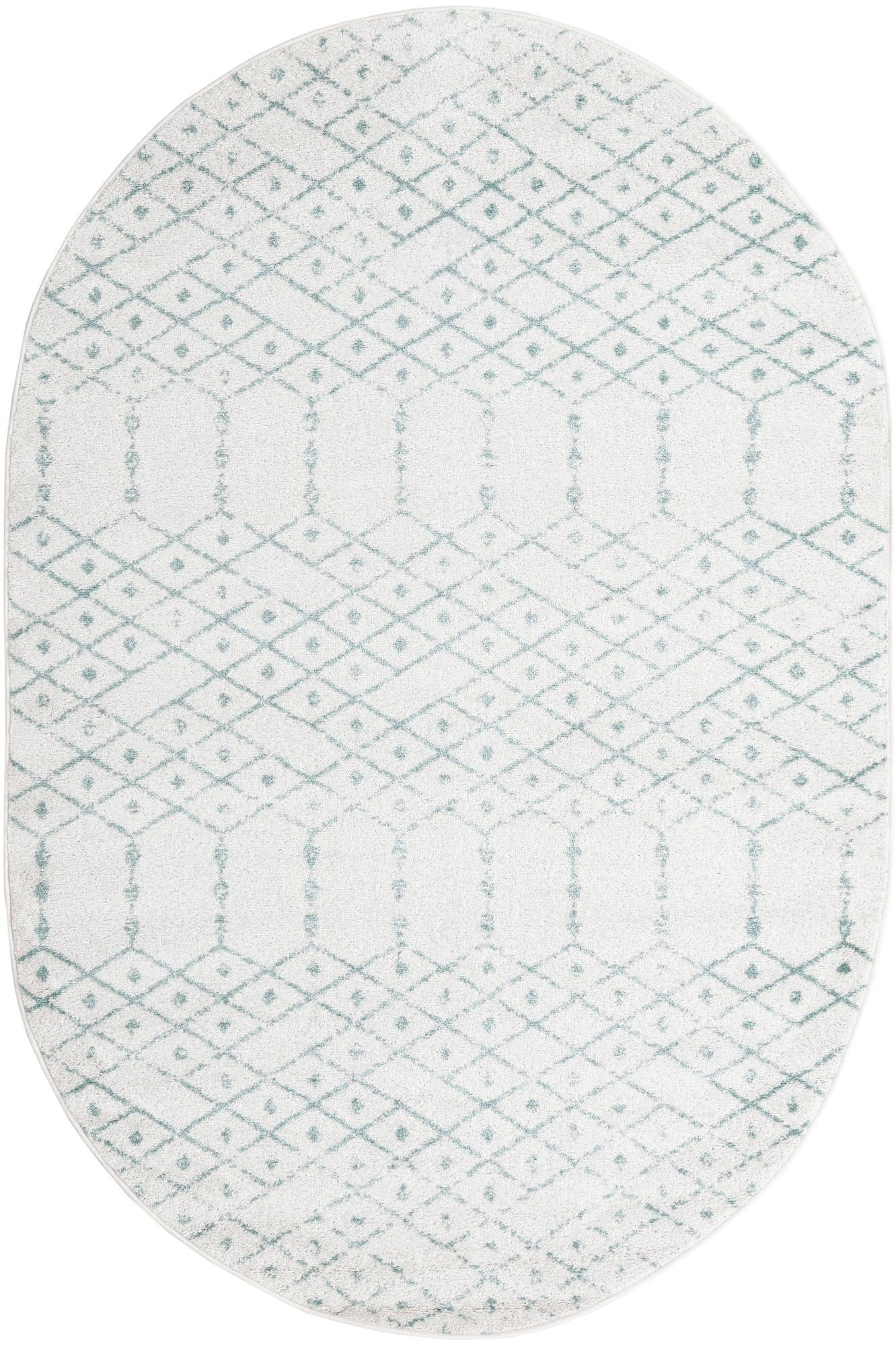 5' 3 x 8' Newcomb · Diamond rug