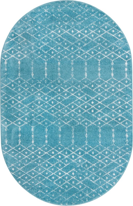 5' 3 x 8' Newcomb · Diamond rug