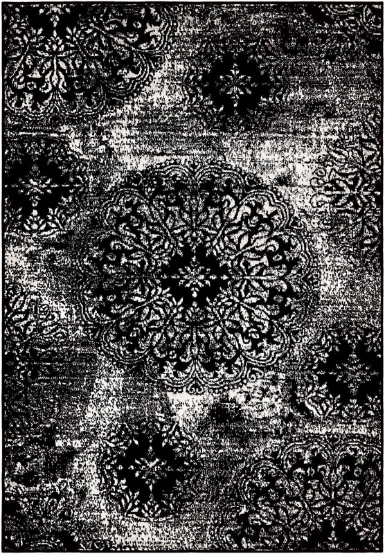 4' x 6' Blakemore · Medallion rug