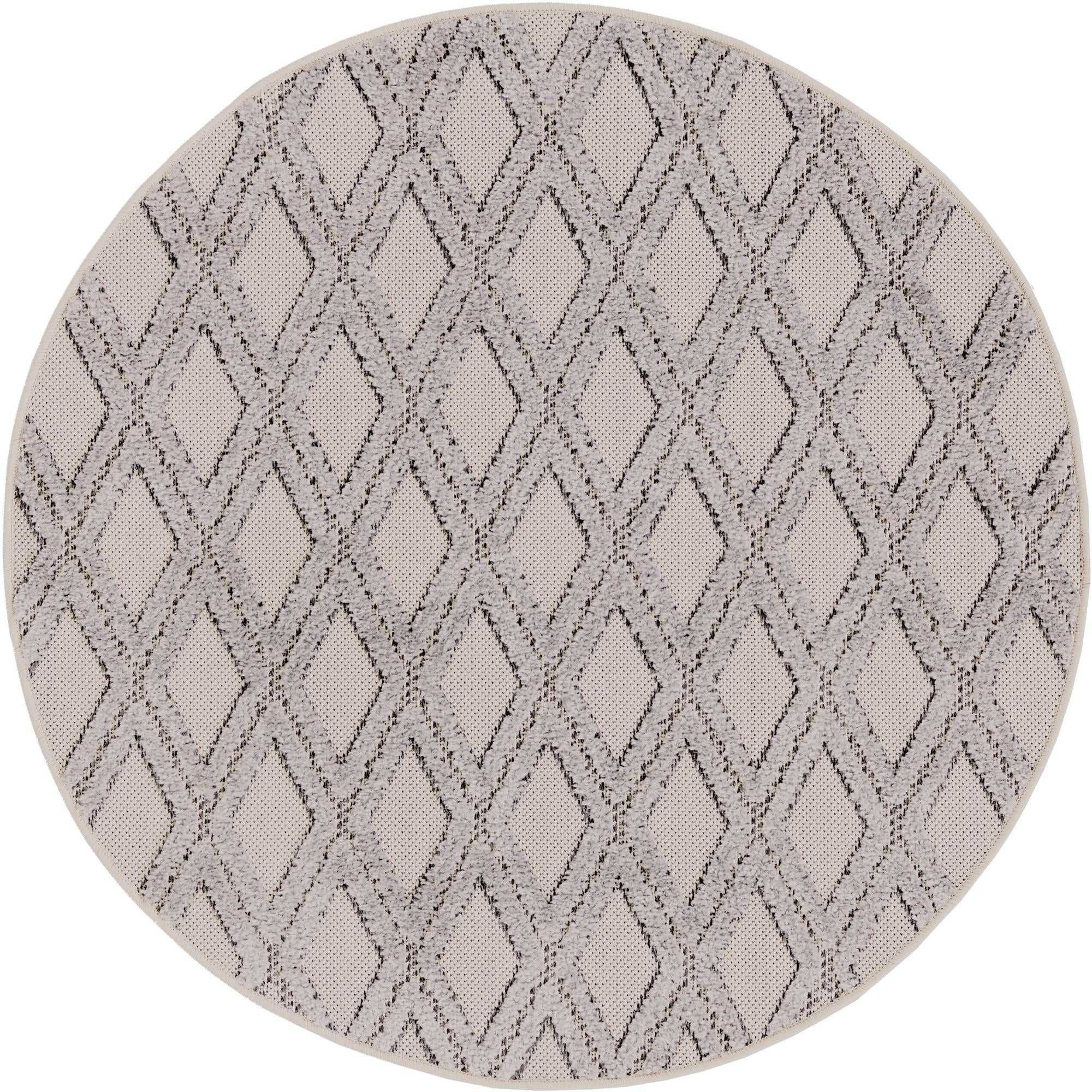 3' 3 x 3' 3 Goshen · Diamond rug, sandy beige and gray