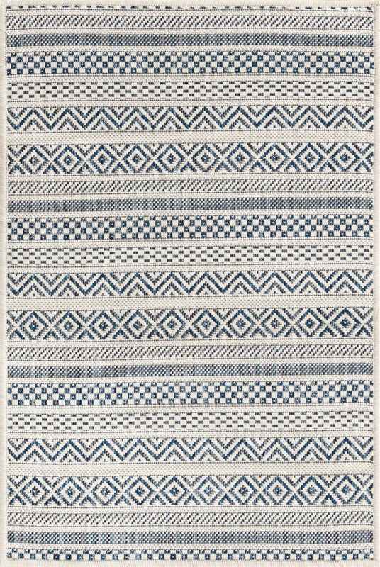 2' x 3' Merlin · Geometric Outdoor Rug, light blue