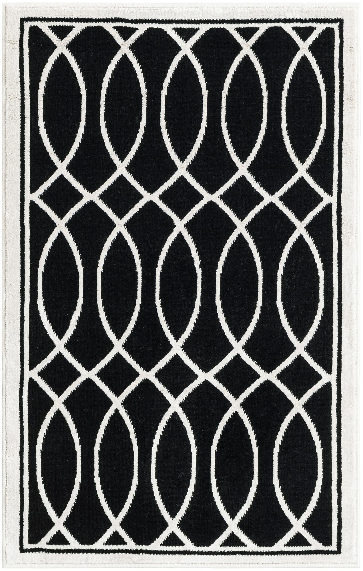 2' 3 x 3' Richfield · Lattice rug, black and white