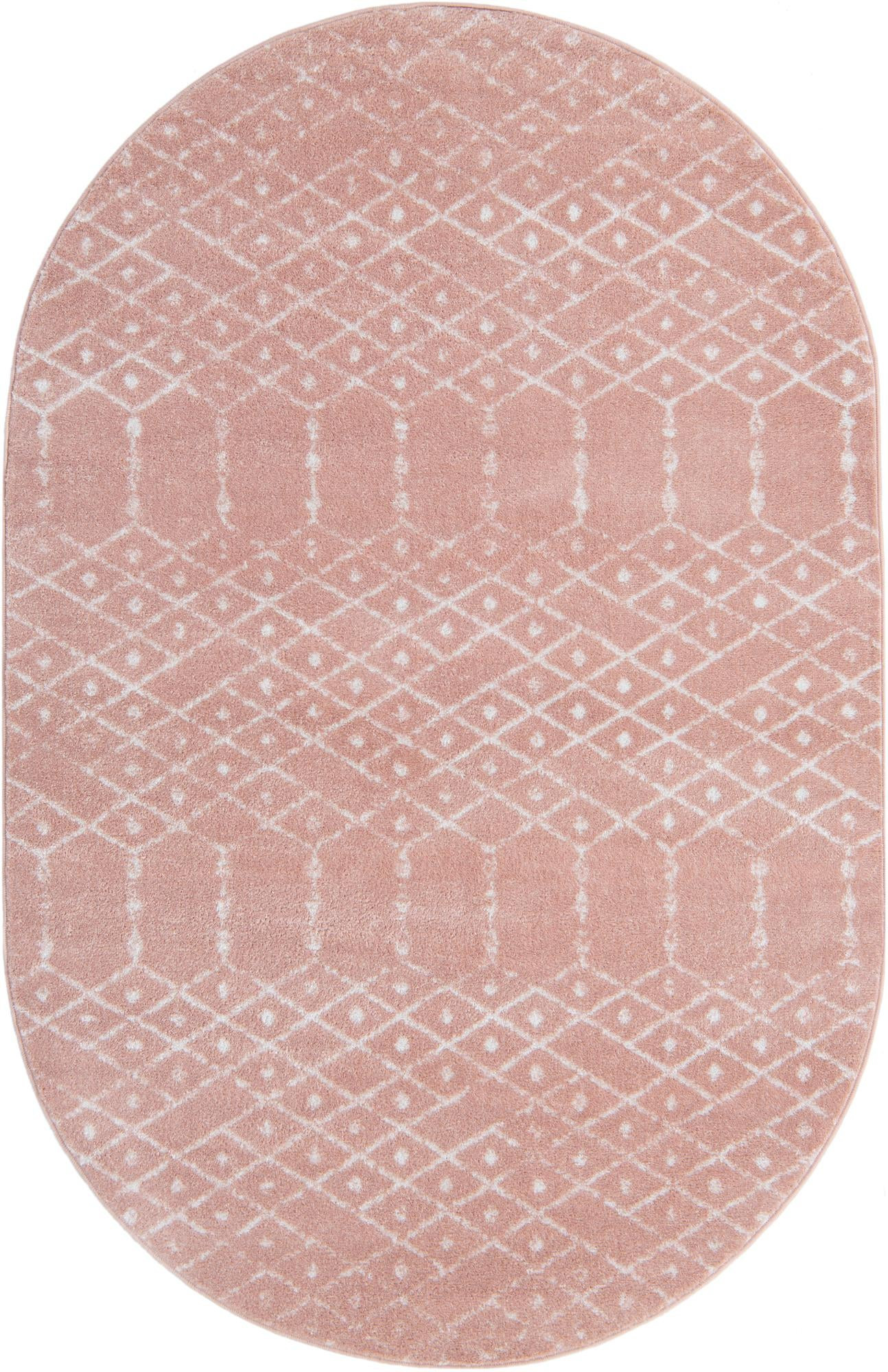 5' 3 x 8' Newcomb · Diamond rug