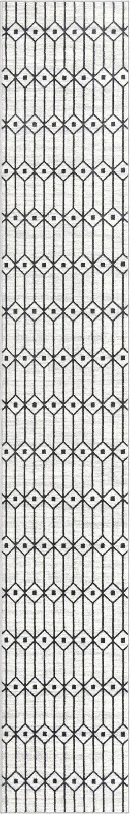 2' 7 x 16' 5 Wharton · Diamond rug, white