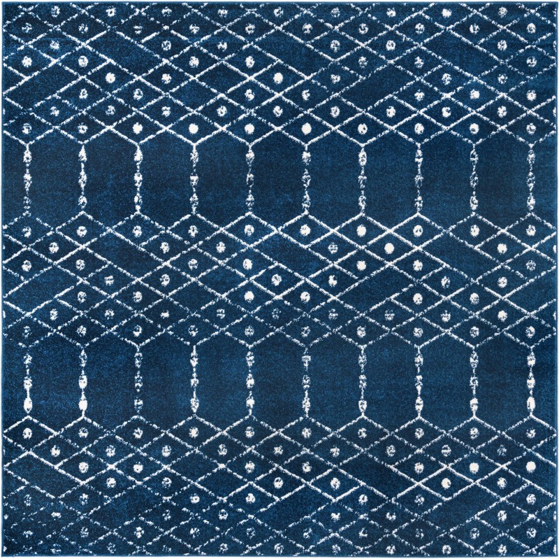 7' 10 x 7' 10 Newcomb · Diamond rug