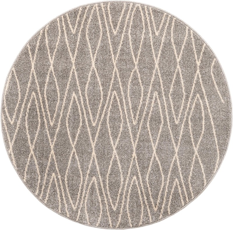 3' 3 x 3' 3 Cavanaugh · Diamond rug