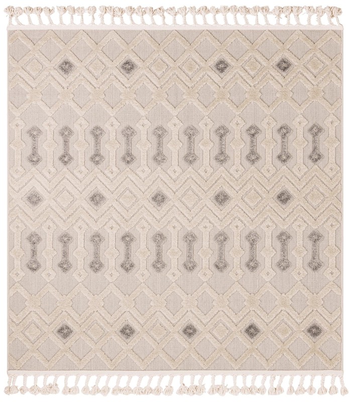 5' 3 x 5' 3 Rothwell · Diamond rug, sandy beige