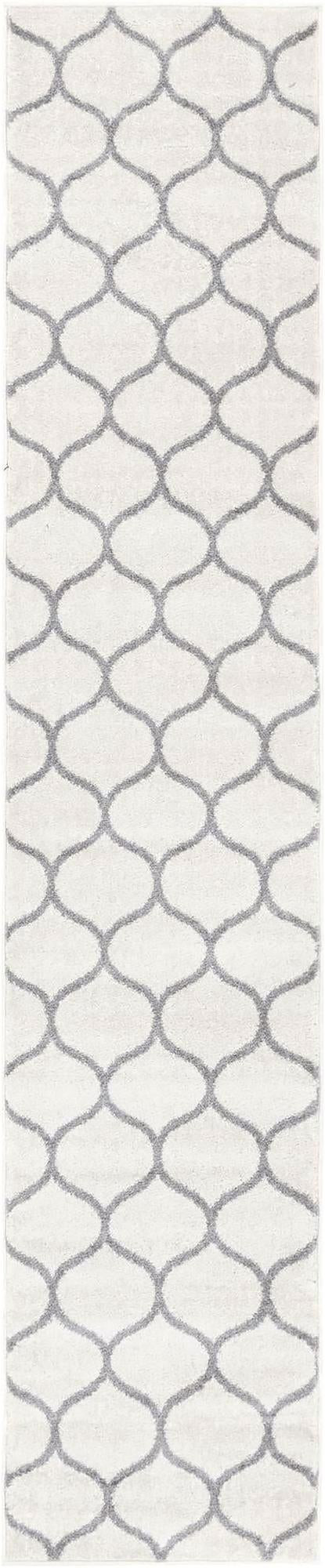 2' x 10' Ingram · Lattice rug, ivory and gray
