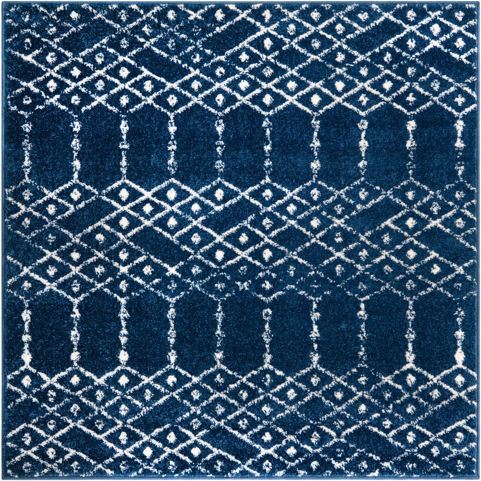 4' x 4' Newcomb · Diamond rug