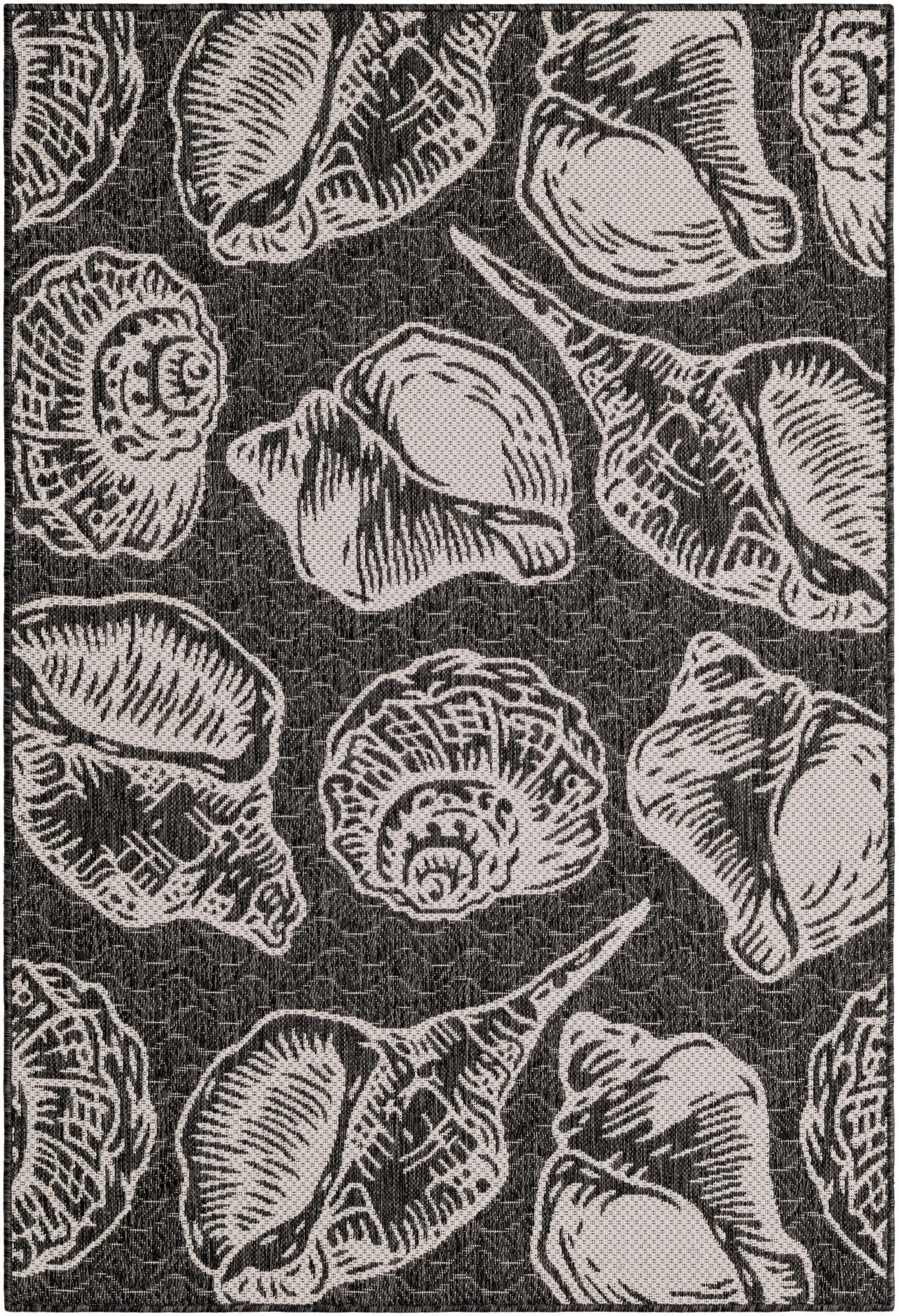 4' x 6' Arcata · Seashell Outdoor Rug, black and white