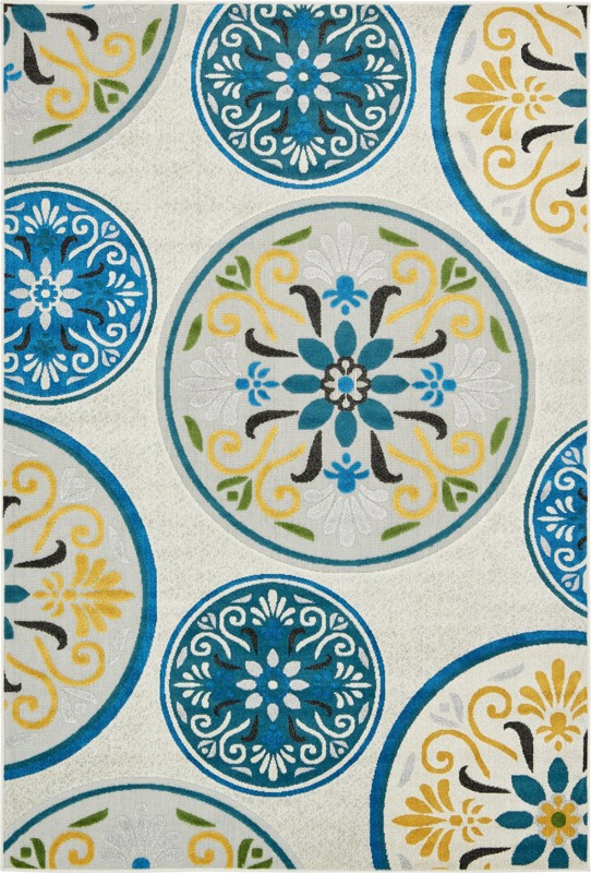 6' x 9' Racine · Medallion Outdoor Rug, cream and blue