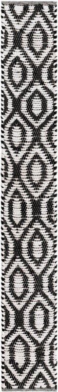 1' 2 x 8' Hops · Animal print Chindi Rug