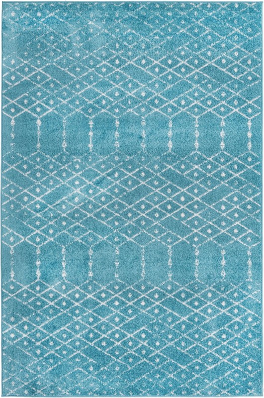 5' 3 x 8' Newcomb · Diamond rug