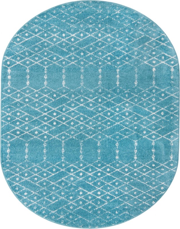 7' 10 x 10' Newcomb · Diamond rug