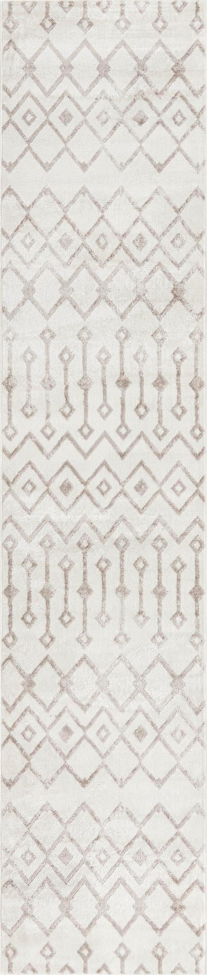 2' 7 x 12' Eugene · Chevron rug, pearl