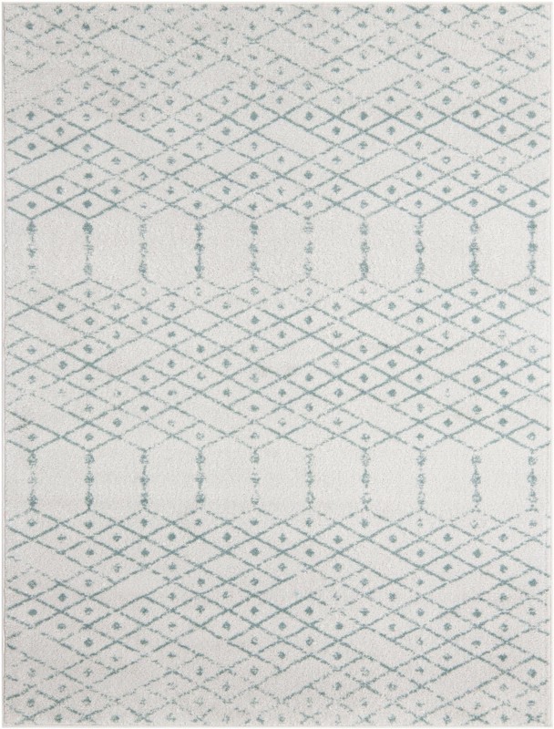 10' x 13' Newcomb · Diamond rug