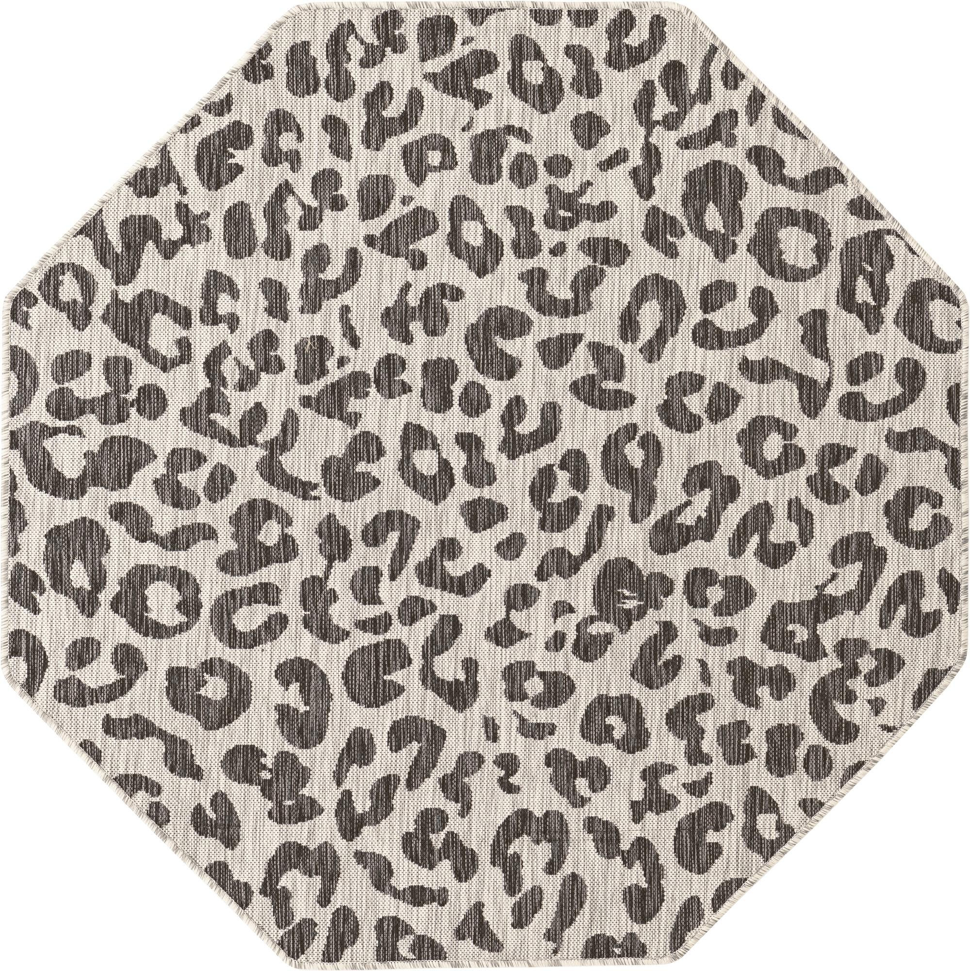 5' 3 x 5' 3 Cardamom · Leopard print Outdoor Rug, gray and cream