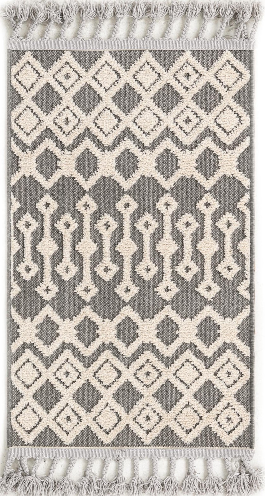 2' x 3' Rothwell · Chevron rug, charcoal
