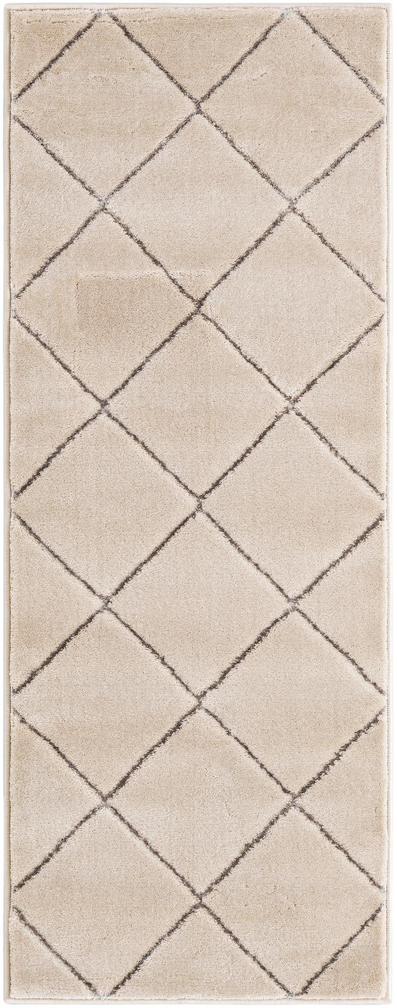 2' x 5' Gilchrist · Diamond rug, white and silver