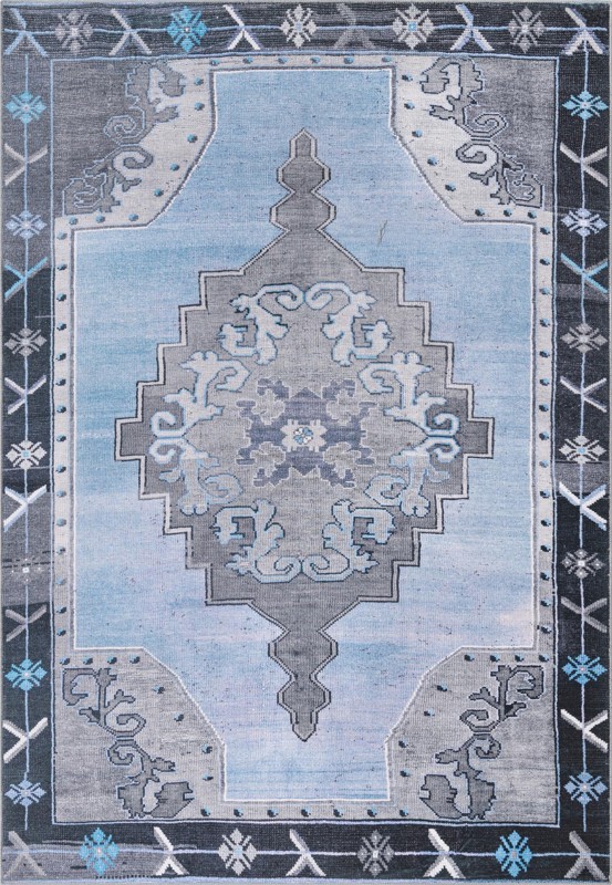 8' 4 x 12' Sanderson · Medallion Washable Rug, blue and gray