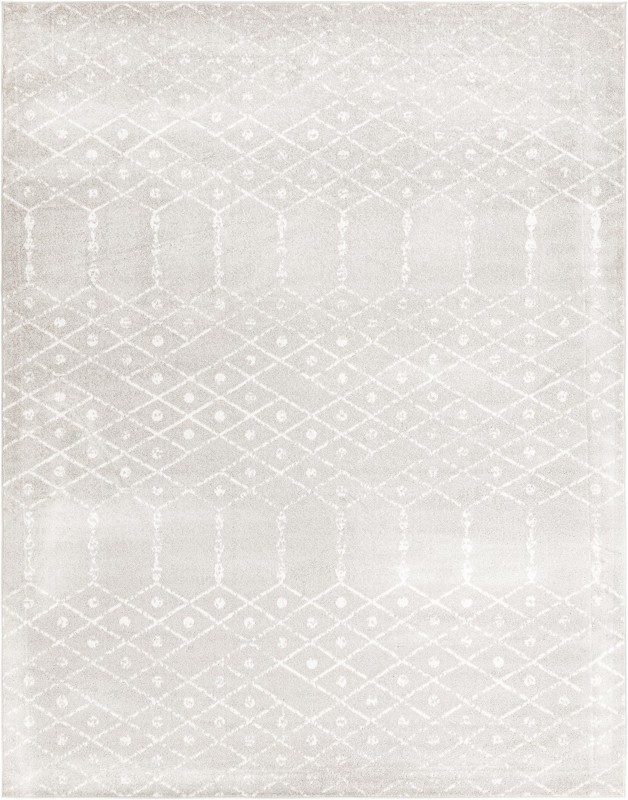 10' x 13' Newcomb · Diamond rug