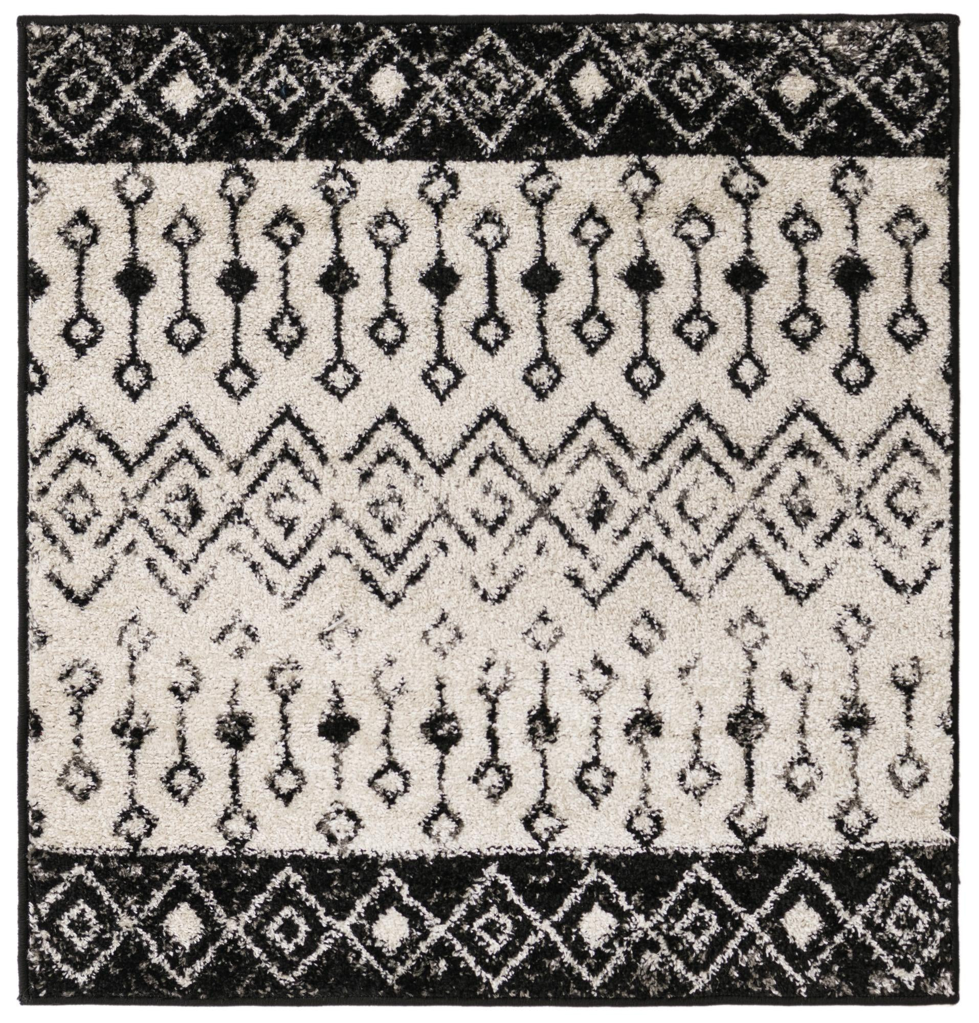 3' x 3' Vernon · Border rug