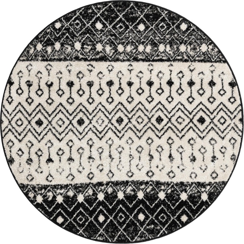 5' 3 x 5' 3 Vernon · Diamond rug