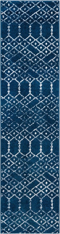 2' x 8' Newcomb · Diamond rug