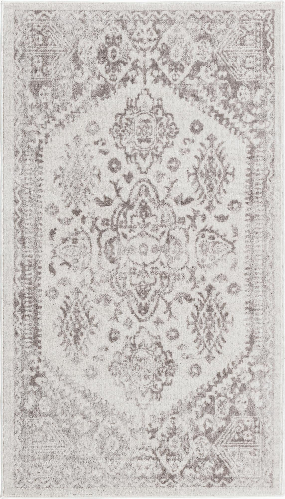 3' x 5' 3 Elsie · Faded medallion rug, cream and ivory