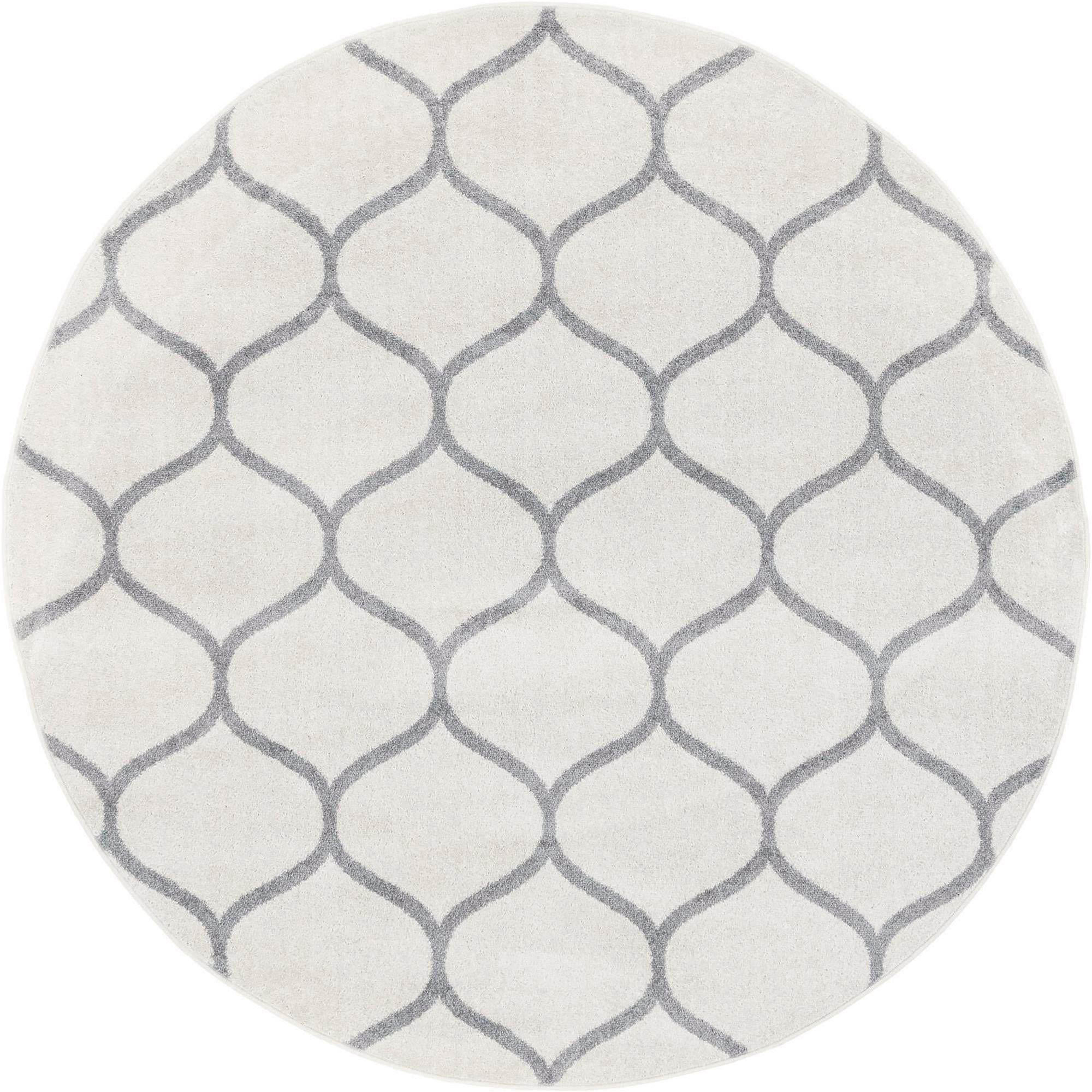 7' 10 x 7' 10 Ingram · Lattice rug, ivory and gray