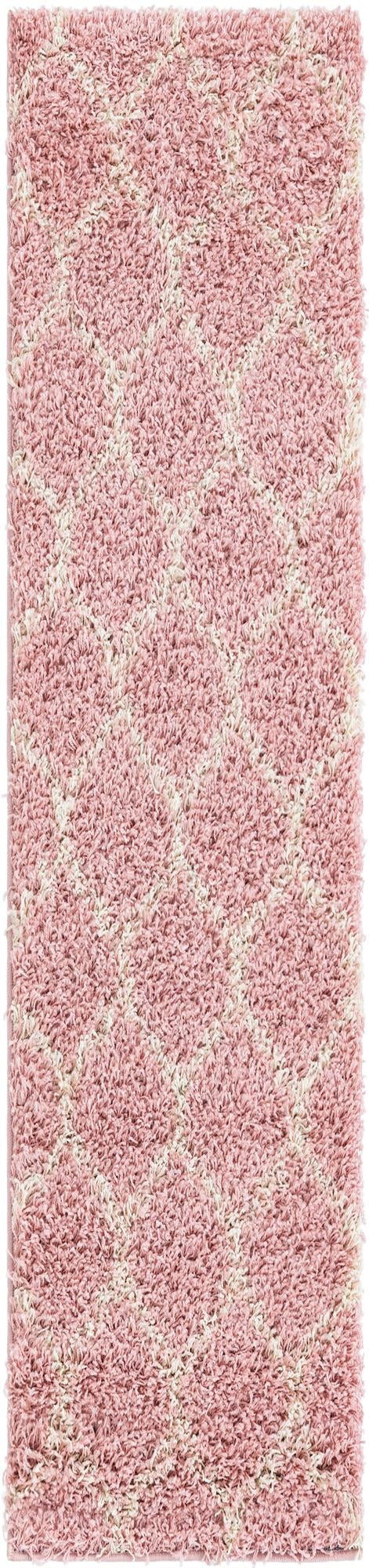 2' 7 x 12' Barnett · Lattice Shag Rug