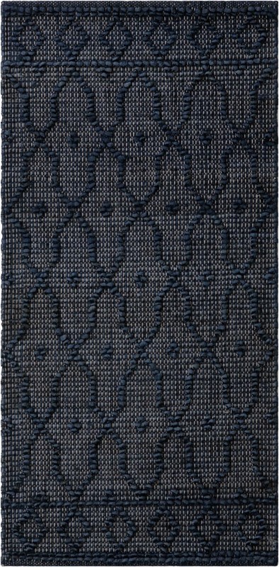 2' x 4' 1 Ringwood · Diamond trellis rug, navy blue
