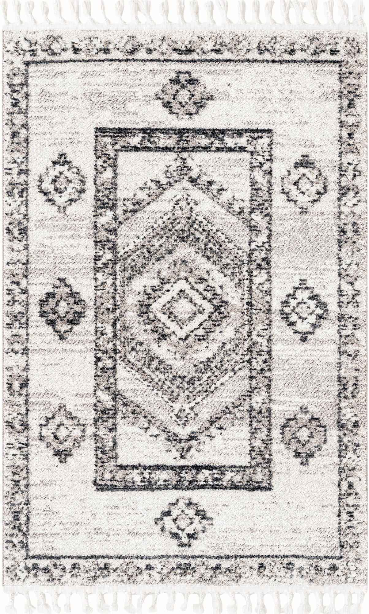 4' x 6' Hillcrest · Border rug, sand