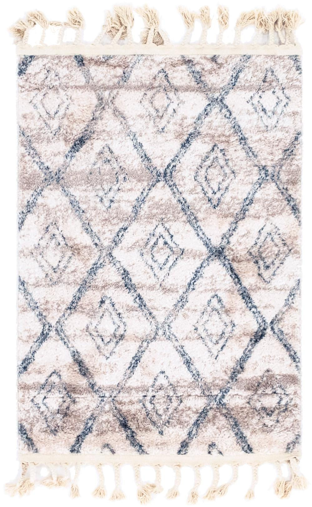 2' 4 x 3' 3 Larrabee · Diamond lattice rug, light gray
