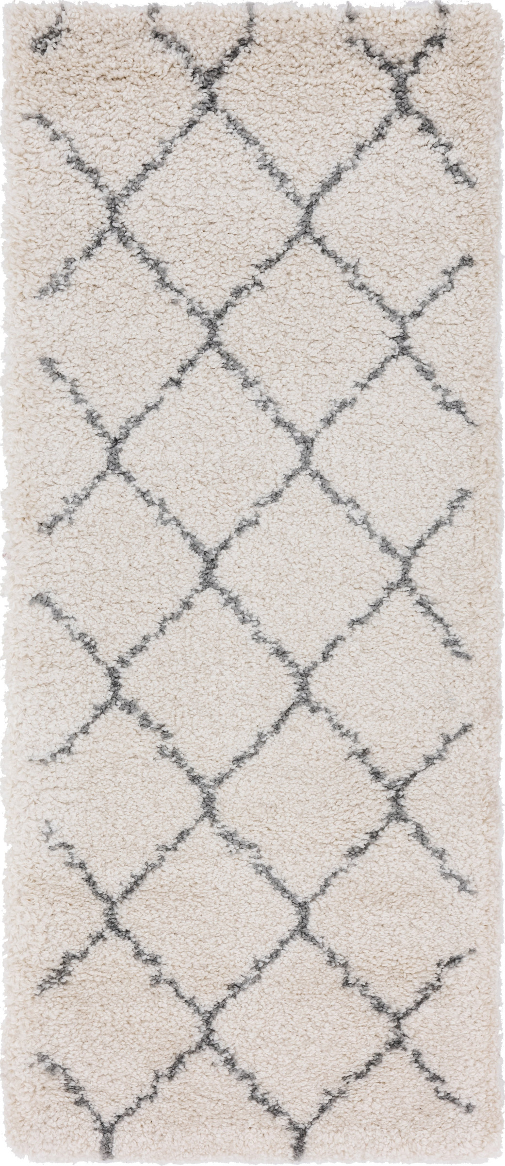 2' 7 x 6' Jameson · Diamond trellis Shag Rug, ivory and gray