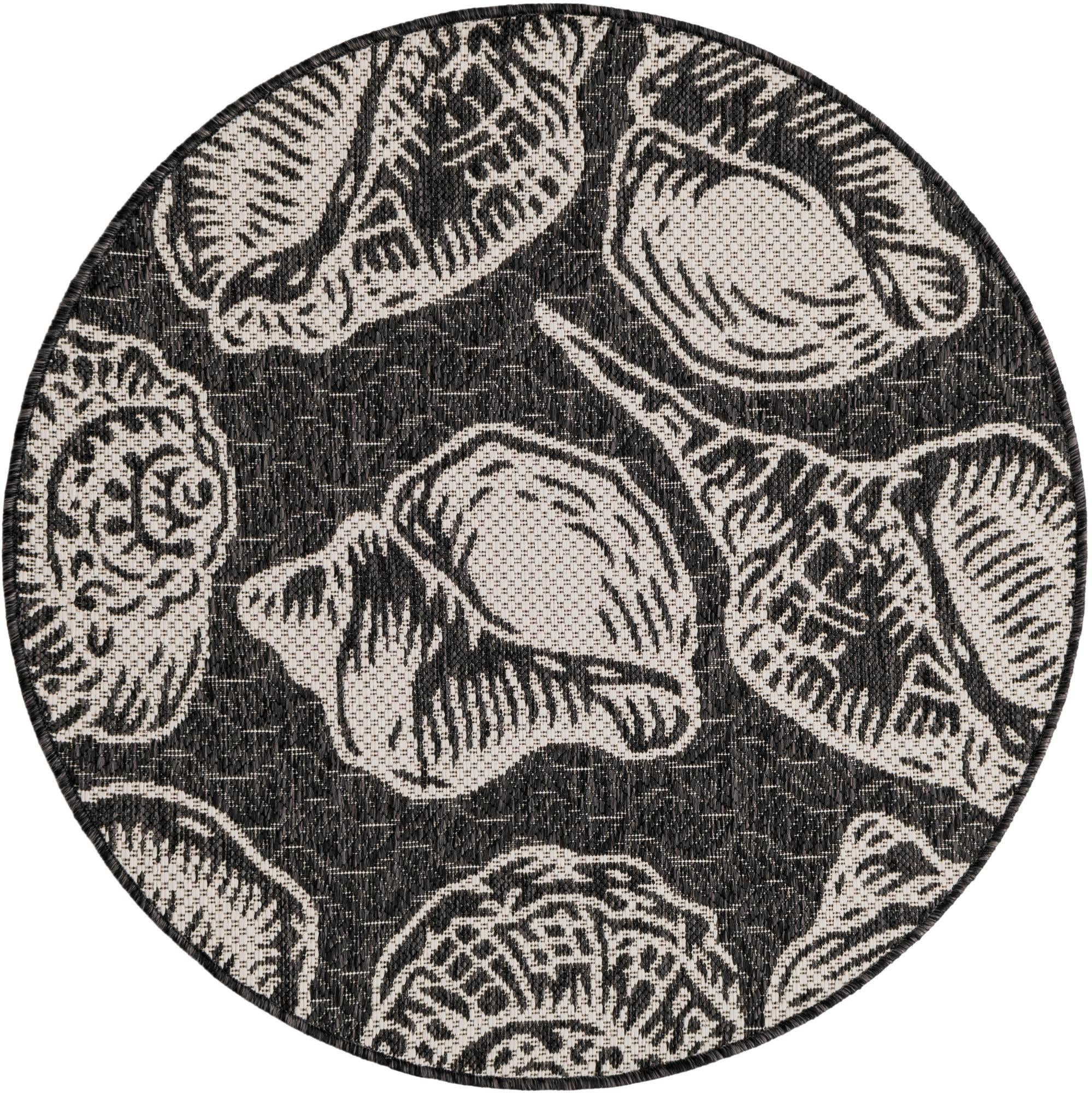 3' x 3' Arcata · Seashell Outdoor Rug, black and white