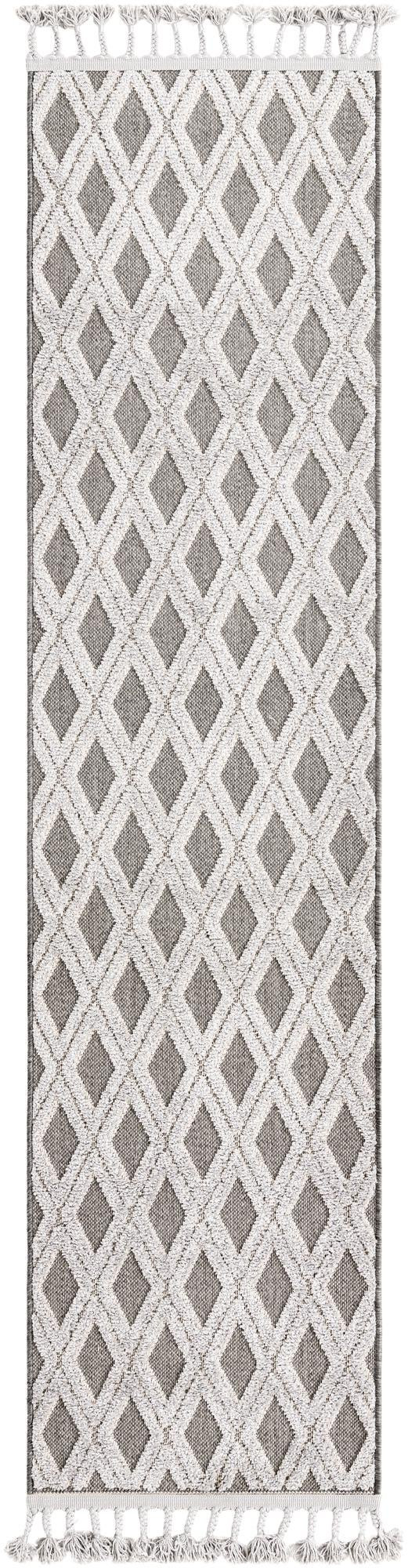 2' x 8' Goshen · Diamond rug, charcoal