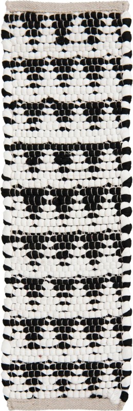 0' 9 x 2' 6 Ashby · Geometric Chindi Rug