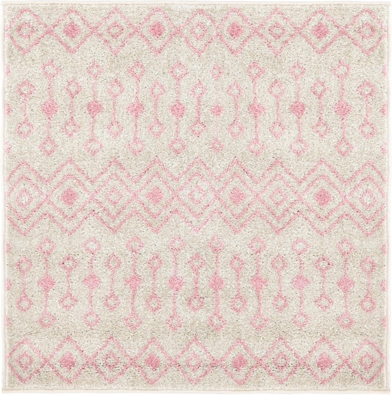 3' 3 x 3' 3 Boswell · Diamond rug