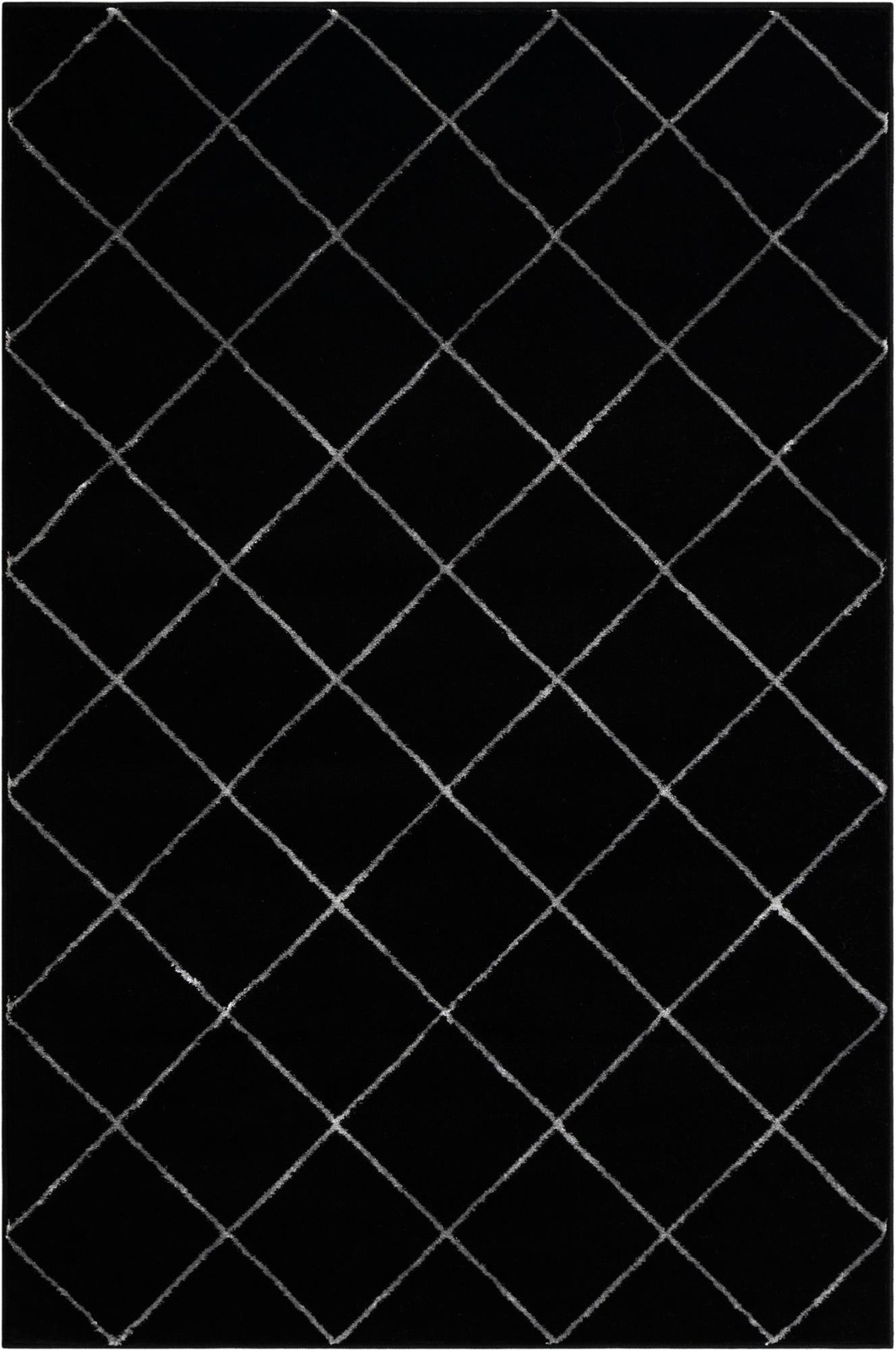 4' x 6' Gilchrist · Diamond rug, black and silver
