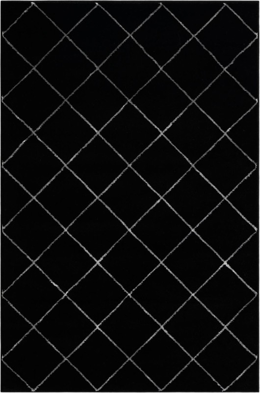 4' x 6' Gilchrist · Diamond rug, black and silver