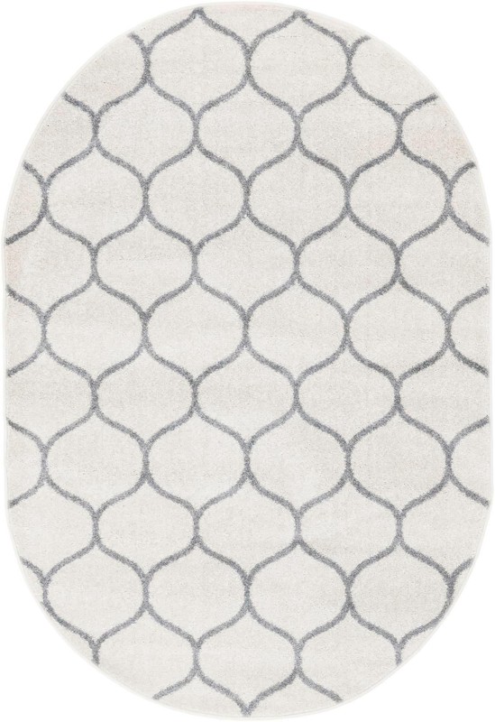 5' 3 x 8' Ingram · Lattice rug, ivory and gray