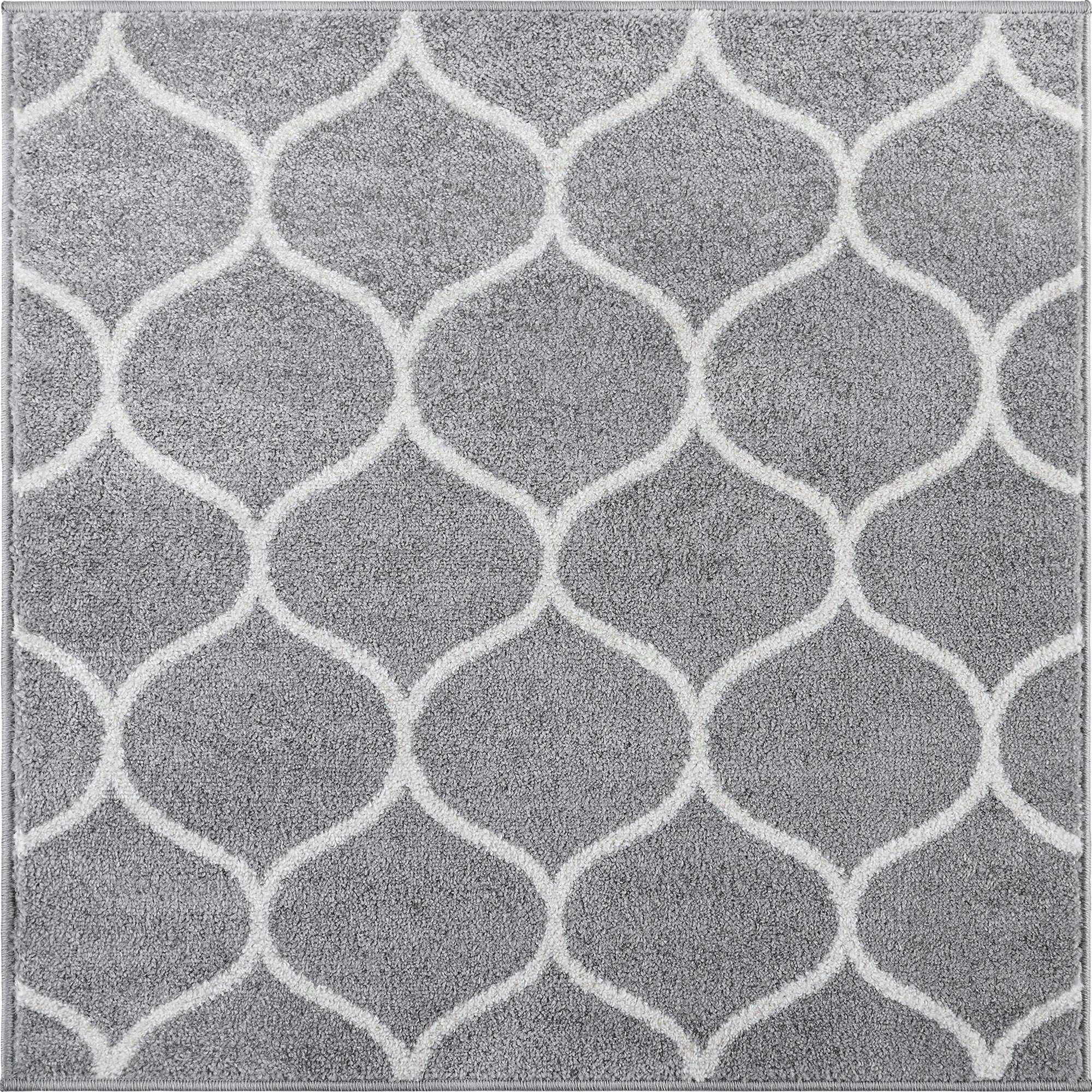 3' x 3' Ingram · Lattice rug, gray and ivory
