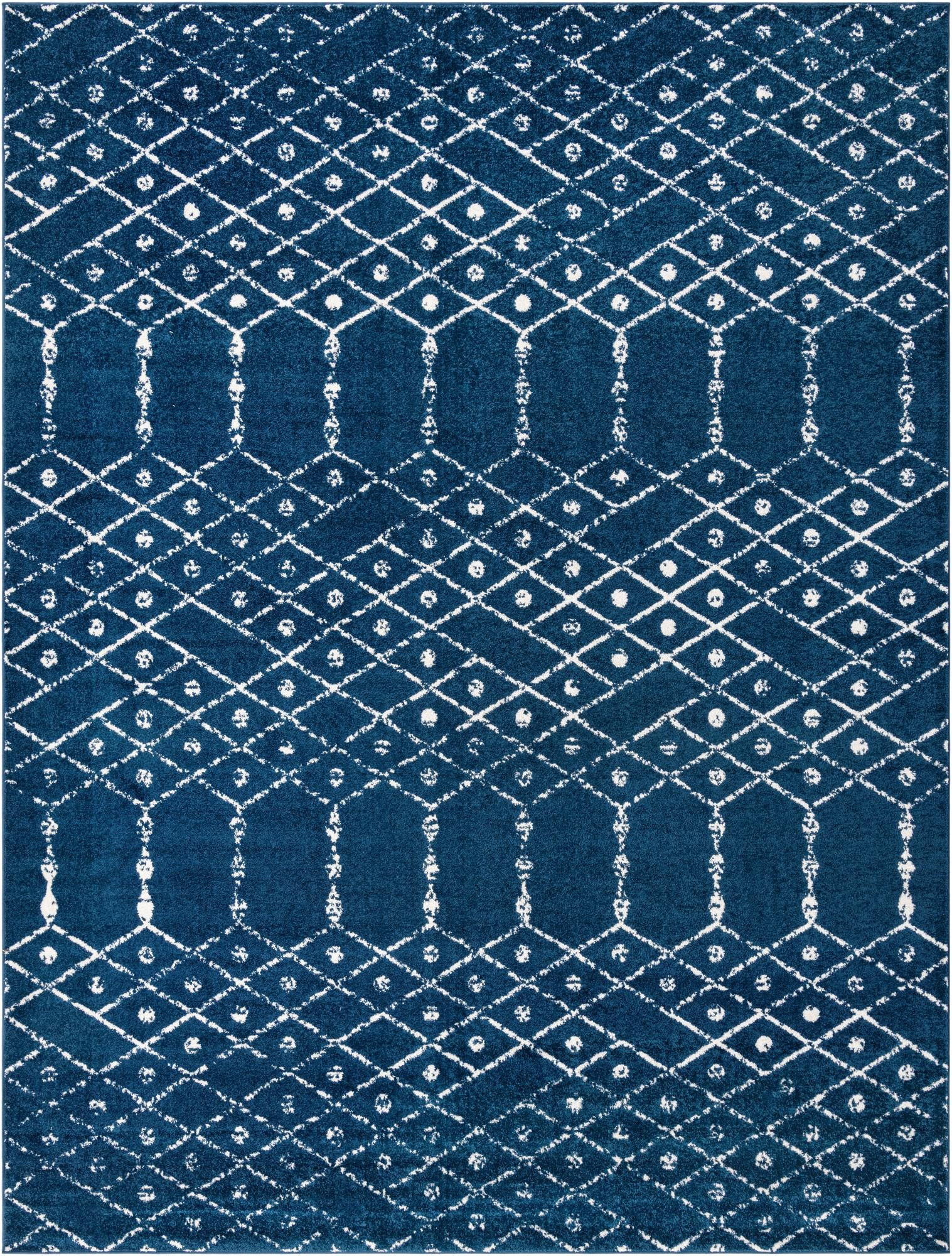 10' x 13' Newcomb · Diamond rug