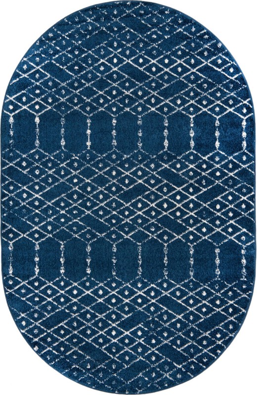 5' 3 x 8' Newcomb · Diamond rug