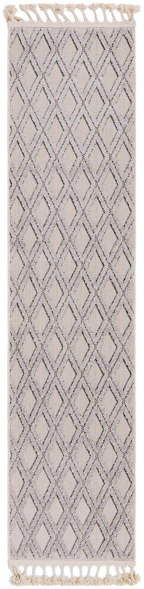 2' x 8' Goshen · Diamond rug, sandy beige and gray