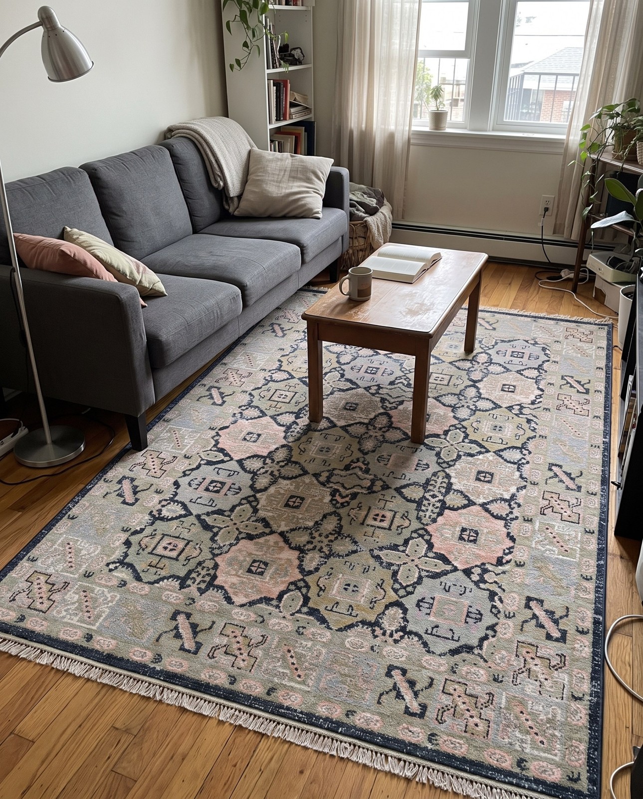 Detail image of 4' x 6' Orme · Geometric medallion Washable Rug, blue and green