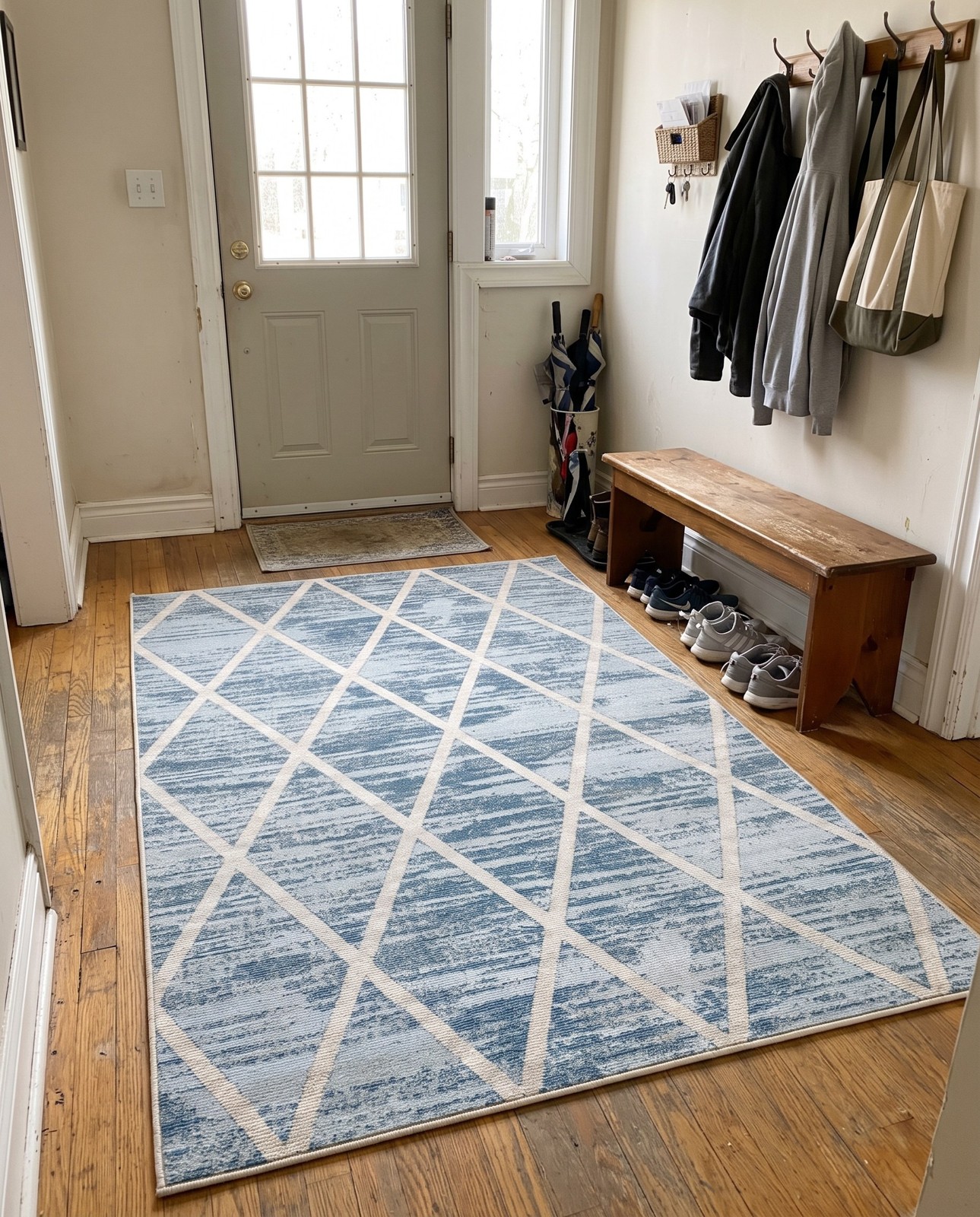 4' x 6' Bromley · Diamond rug