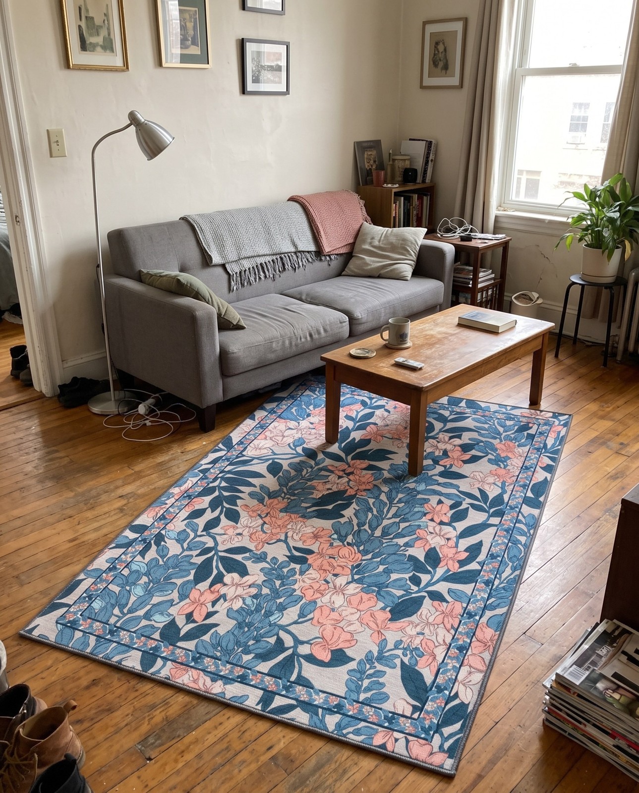Detail image of 4' x 6' Hanson · Floral rug, blue and peach